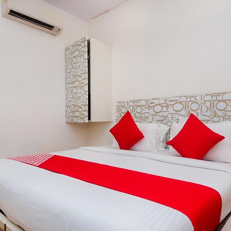 מומביי Hotel O Blue Pearl Residency Near Chhatrapati Shivaji International Airport מראה חיצוני תמונה