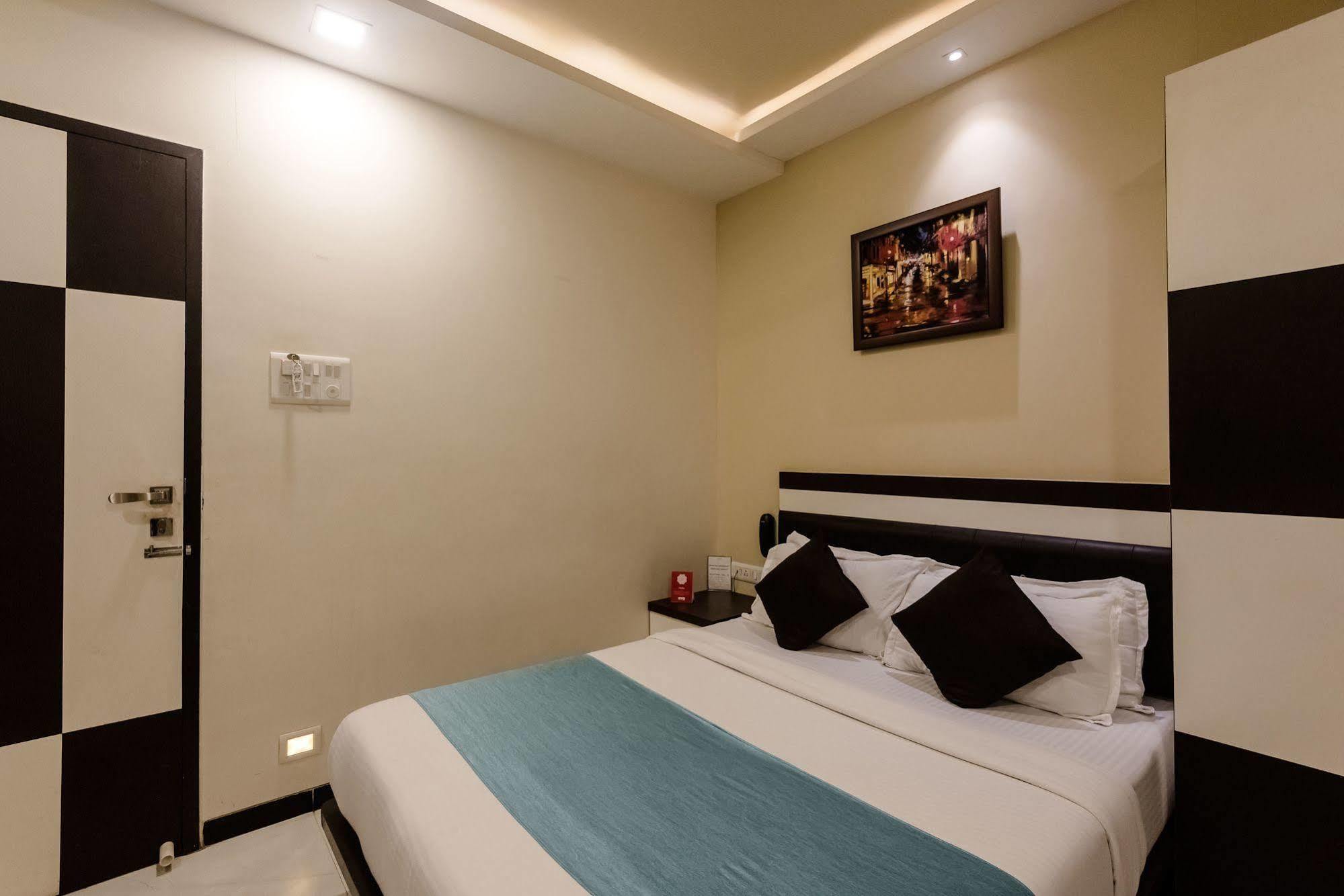 מומביי Hotel O Blue Pearl Residency Near Chhatrapati Shivaji International Airport מראה חיצוני תמונה