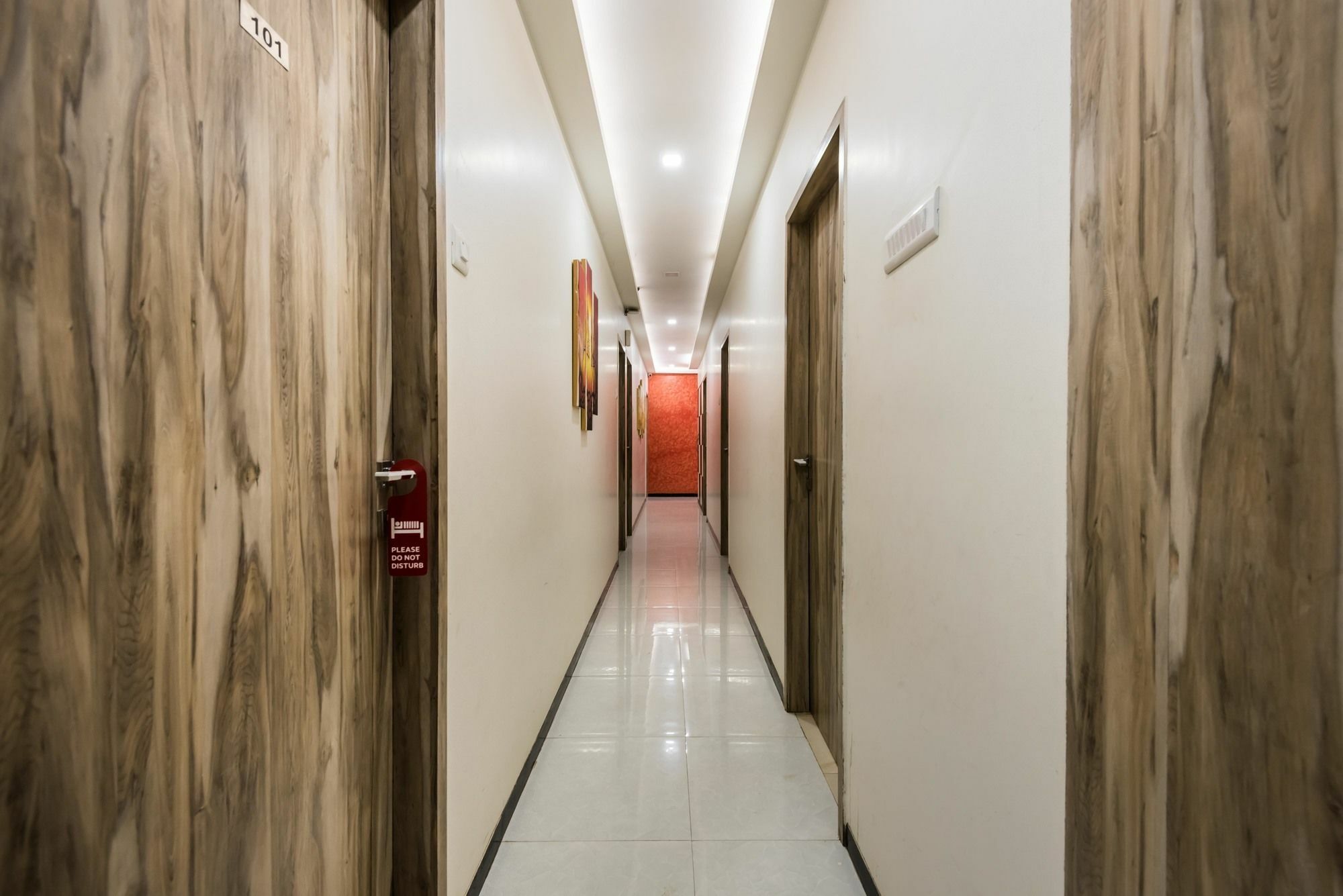 מומביי Hotel O Blue Pearl Residency Near Chhatrapati Shivaji International Airport מראה חיצוני תמונה